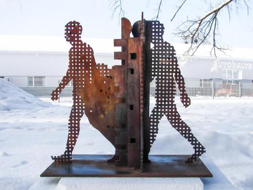 BETWEEN YESTERDAY AND TOMORROW, 2013, bronze